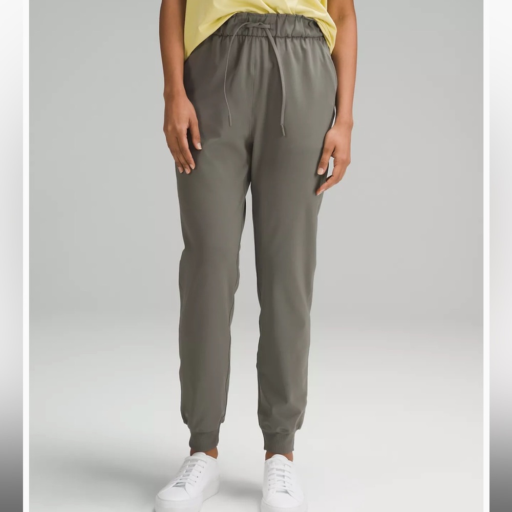 lululemon joggers